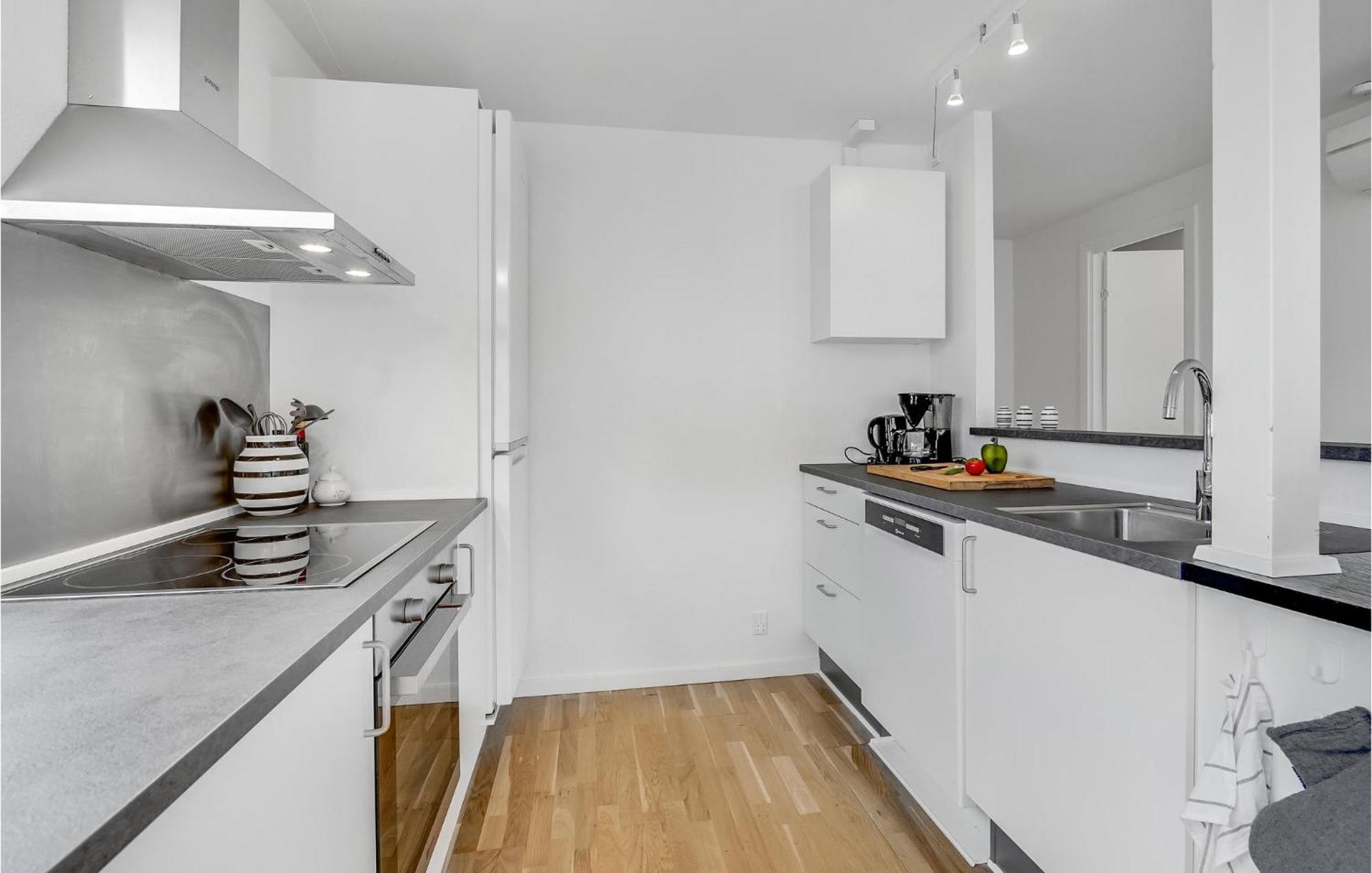 2 Bedroom Stunning Home In Strøby Ladeplads Zewnętrze zdjęcie