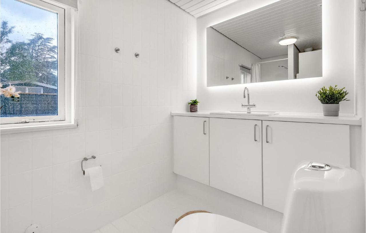 2 Bedroom Stunning Home In Strøby Ladeplads Zewnętrze zdjęcie